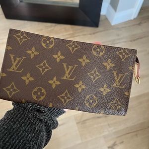 Louis Vuitton WOC